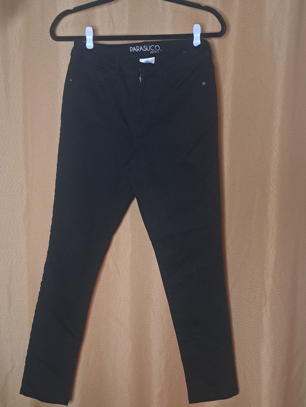 Parasuco Women's Black Slim Straight Jeans. 28"28"